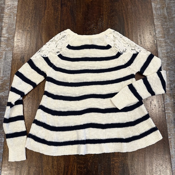 Hollister Navy and Cream stripe sweater with lace shoulder detail - Picture 2 of 5